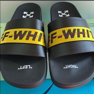 NWT OFF-WHITE SLIDES MEN’S SIZE 9(42)